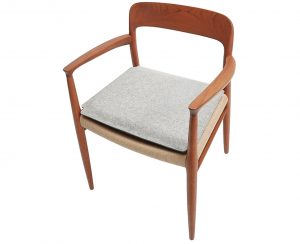Filzauflagen aus Wollfilz für Möllerstühle mit Armlehnen – passgenaue Polsterauflagen für dänische Designstühle