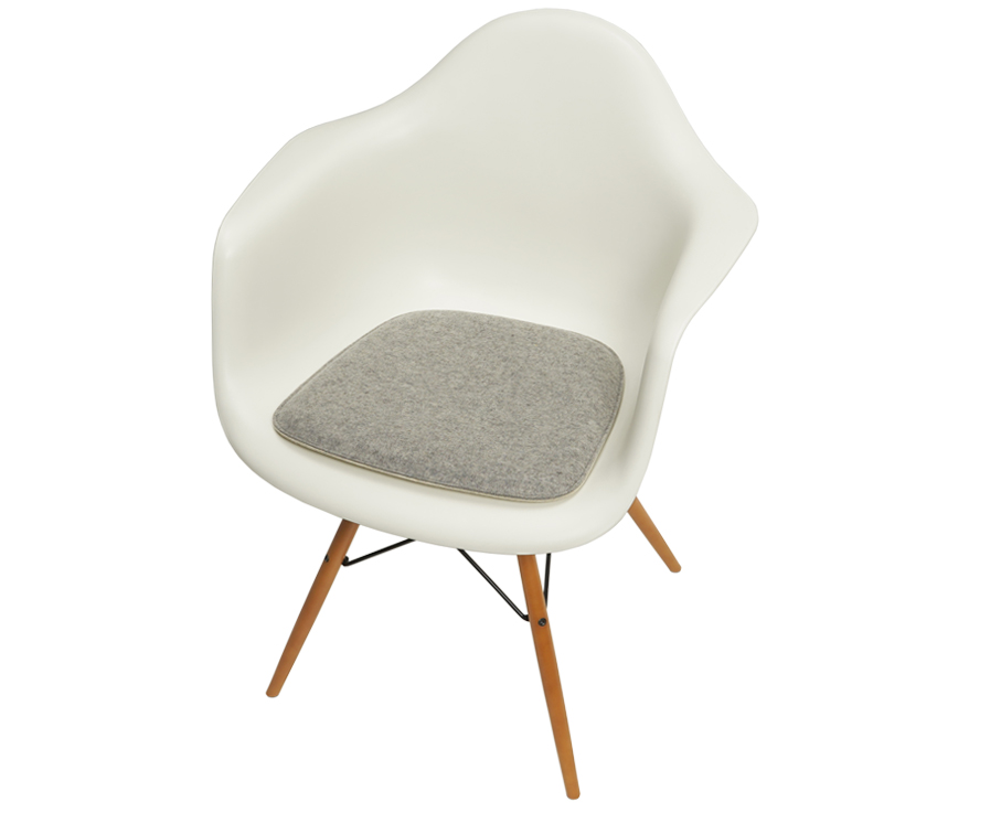 Wollfilz-Polsterkissen für Vitra EAMES Armchair – passgenaues Sitzkissen im Mid-Century-Stil